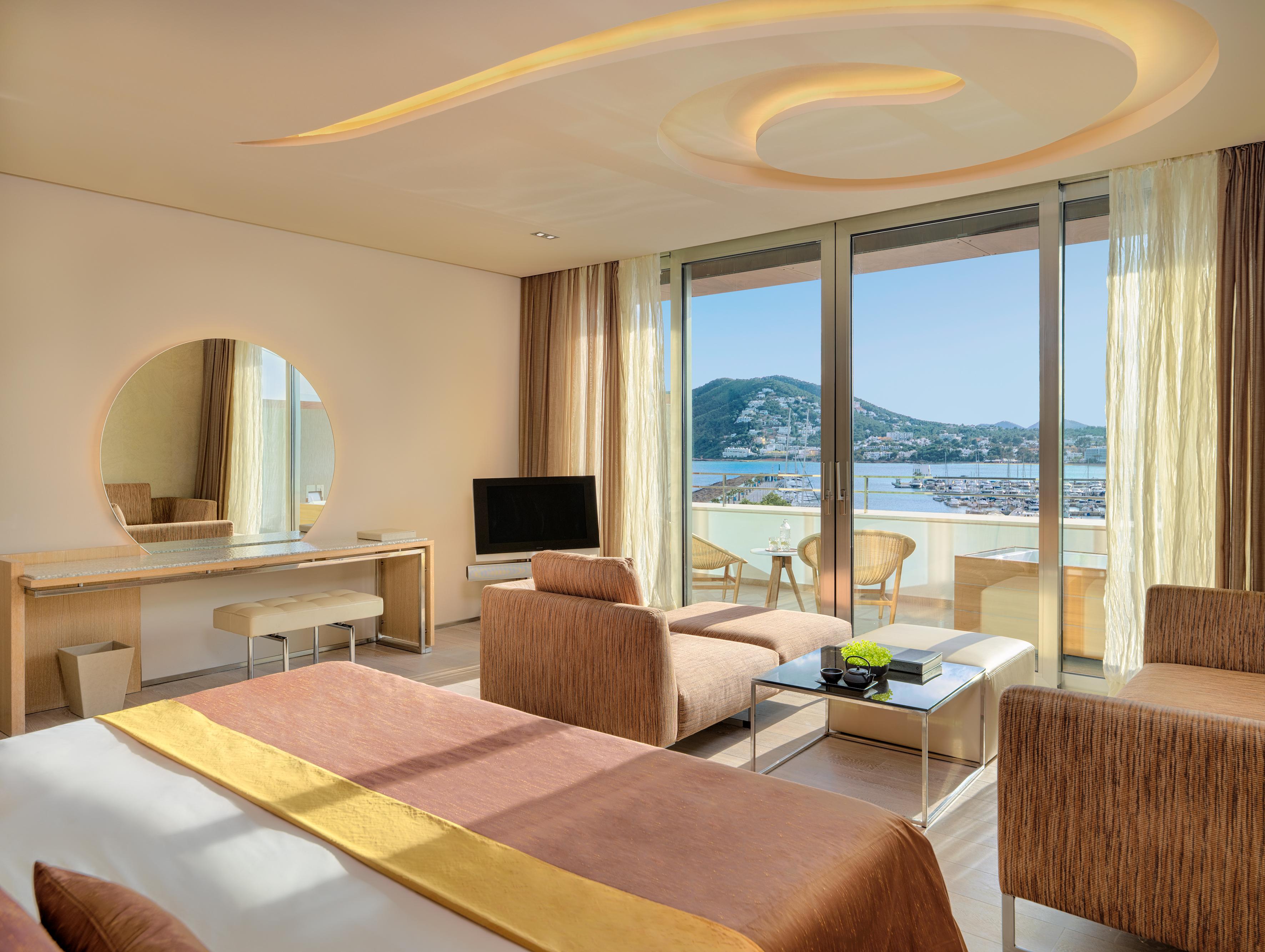 Aguas De Ibiza Grand Luxe Santa Eulalia del Río酒店
